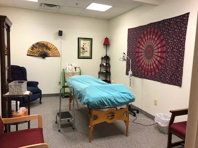 back in balance acupuncture clinic space
